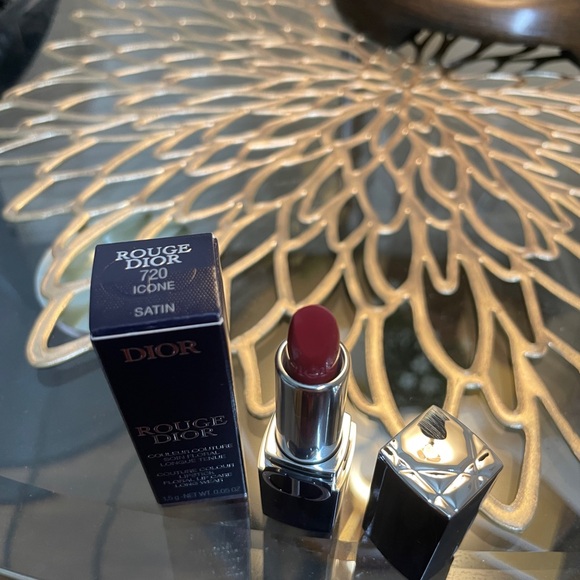 Dior - Picture 2 of 4